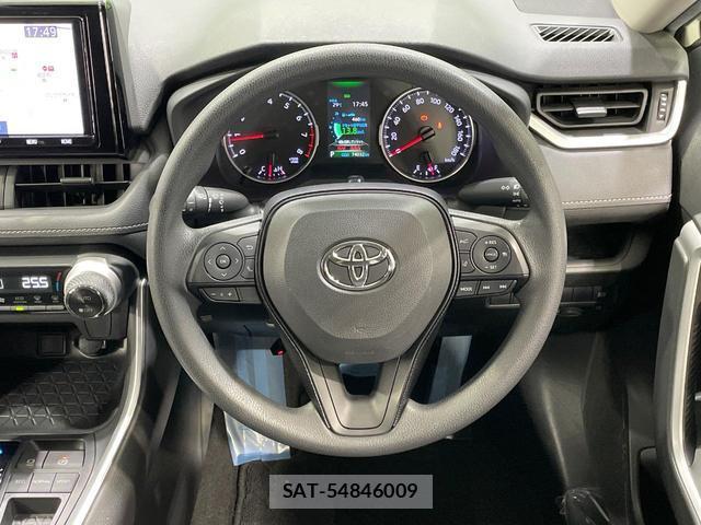 Toyota RAV4 2020-06 8646832-11