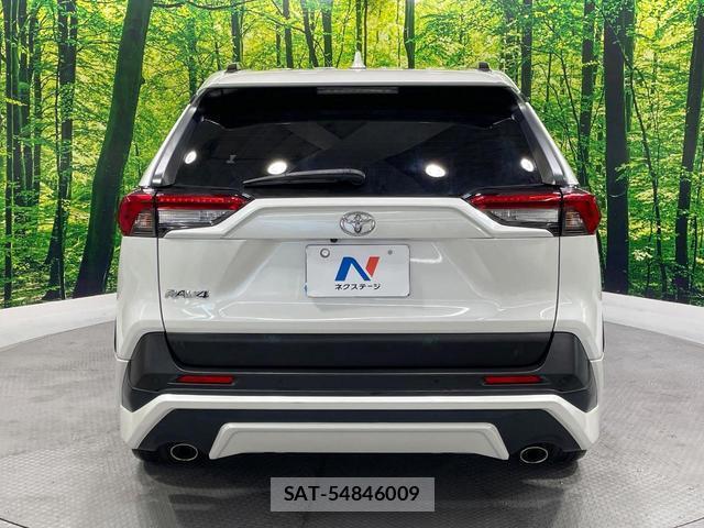 Toyota RAV4 2020-06 8646832-15