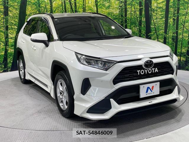 Toyota RAV4 2020-06 8646832-16