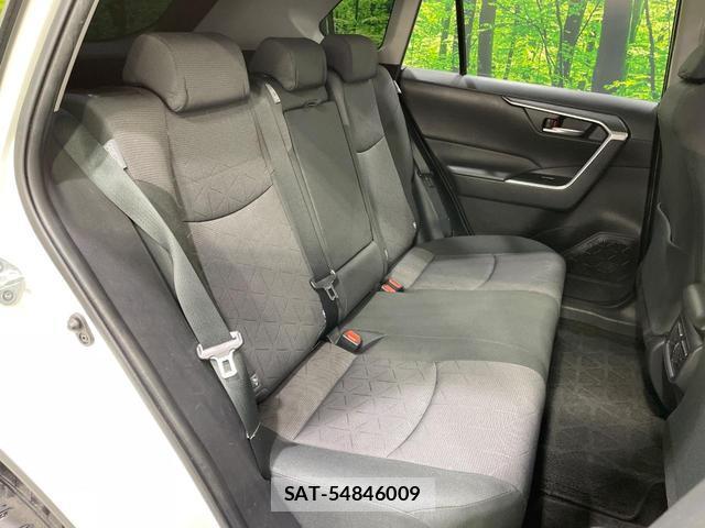 Toyota RAV4 2020-06 8646832-9