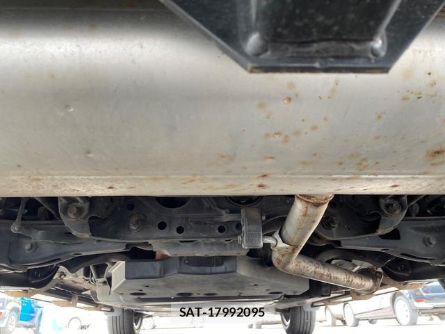 Toyota RAV4 2021-08 8646858-17