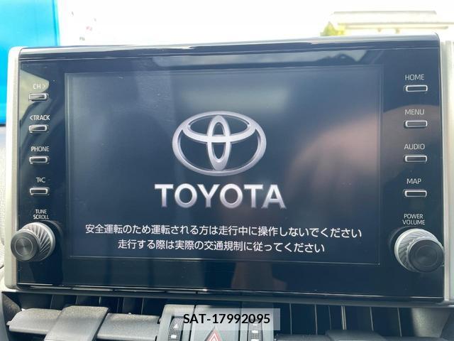 Toyota RAV4 2021-08 8646858-4