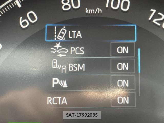 Toyota RAV4 2021-08 8646858-5