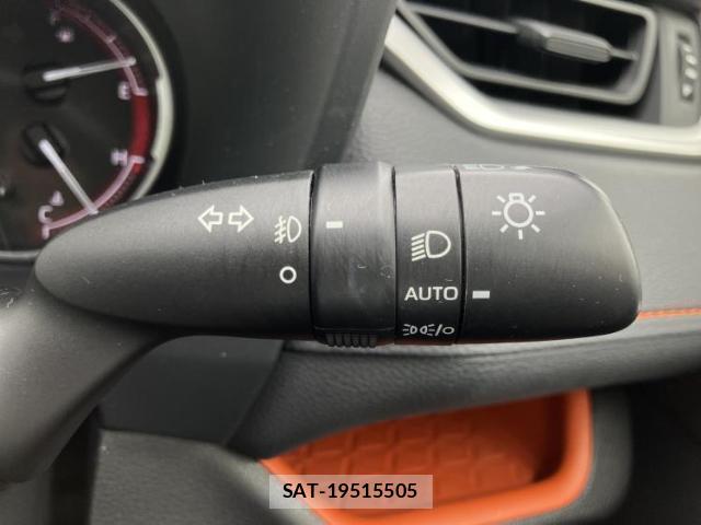 Toyota RAV4 2021-05 8647112-15