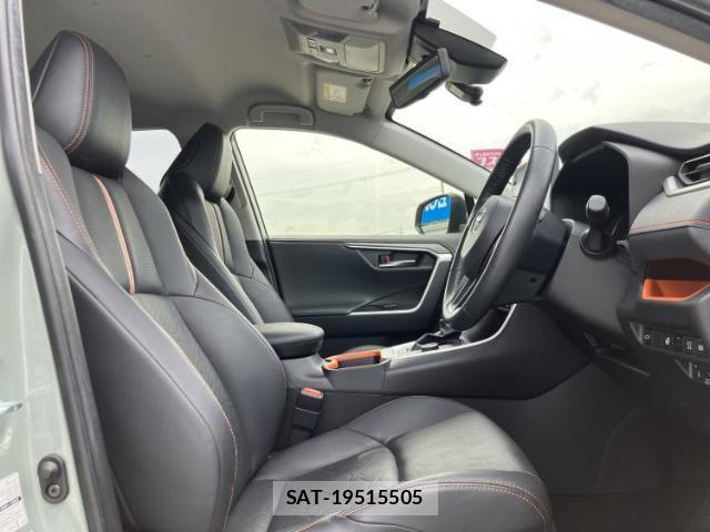 Toyota RAV4 2021-05 8647112-3
