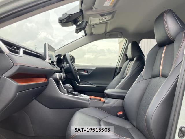 Toyota RAV4 2021-05 8647112-6