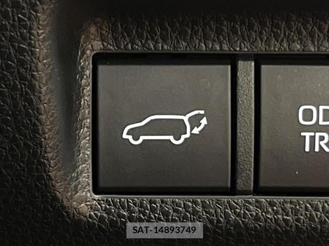 Toyota RAV4 2023-07 8647306-4