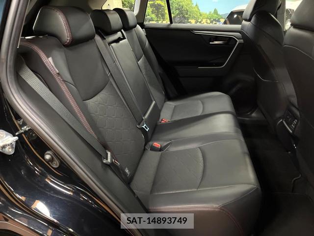 Toyota RAV4 2023-07 8647306-9