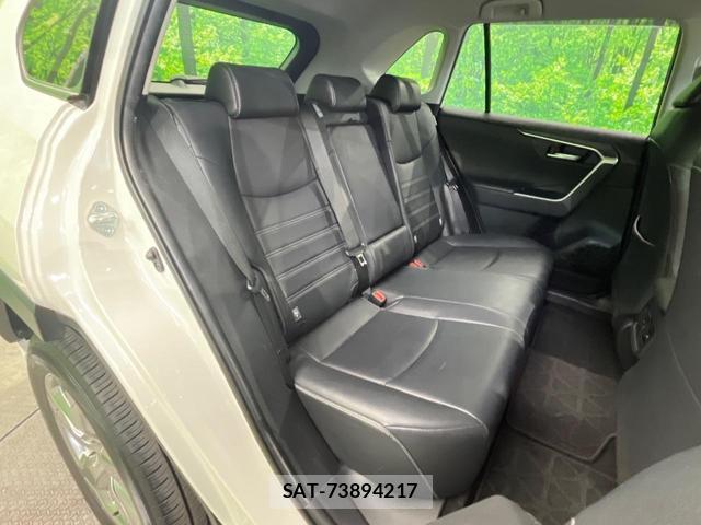 Toyota RAV4 2020-03 8647848-12