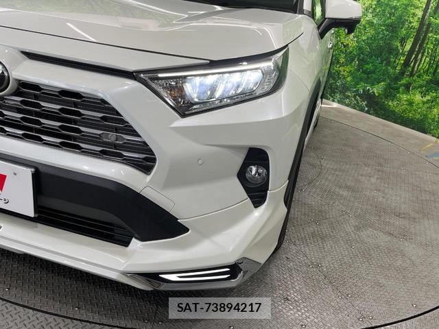 Toyota RAV4 2020-03 8647848-14