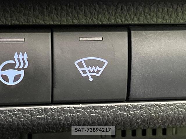 Toyota RAV4 2020-03 8647848-5