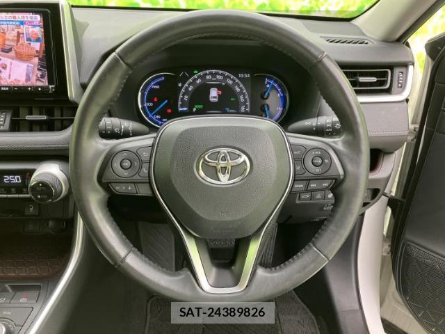 Toyota RAV4 2019-08 8647952-15