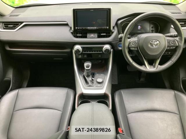 Toyota RAV4 2019-08 8647952-5