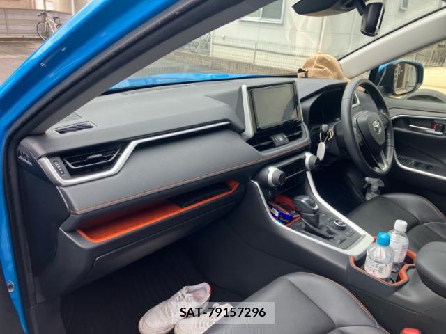 Toyota RAV4 2020-01 8648005-11