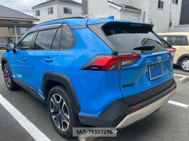 Toyota RAV4 2020-01 8648005-13