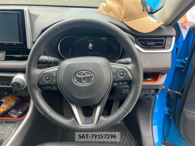 Toyota RAV4 2020-01 8648005-15