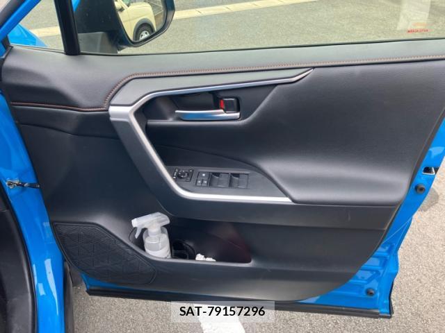 Toyota RAV4 2020-01 8648005-6