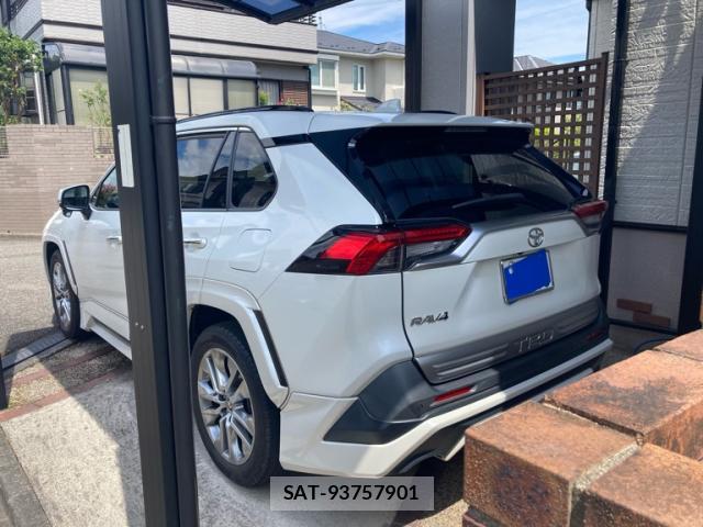 Toyota RAV4 2019-09 8648477-2