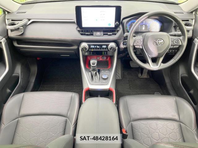 Toyota RAV4 2024-03 8648791-1
