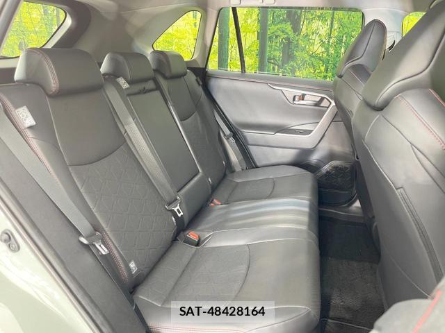 Toyota RAV4 2024-03 8648791-8