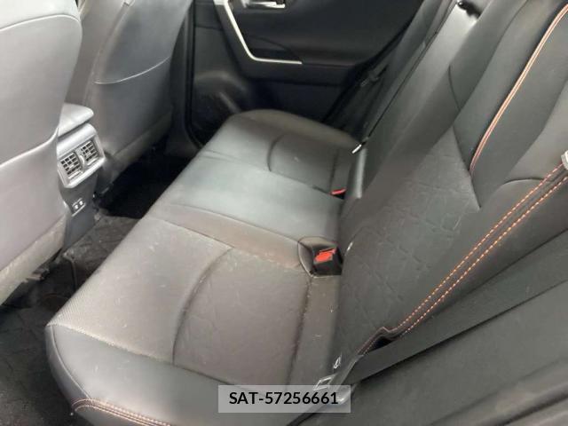 Toyota RAV4 2022-05 8648898-7