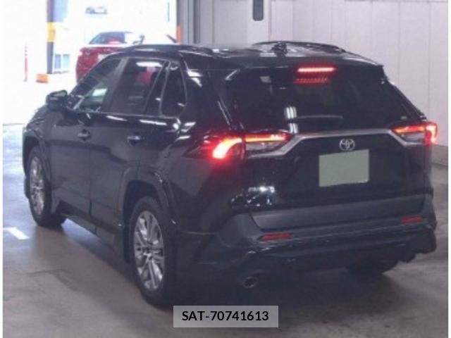 Toyota RAV4 2022-07 8648947-1
