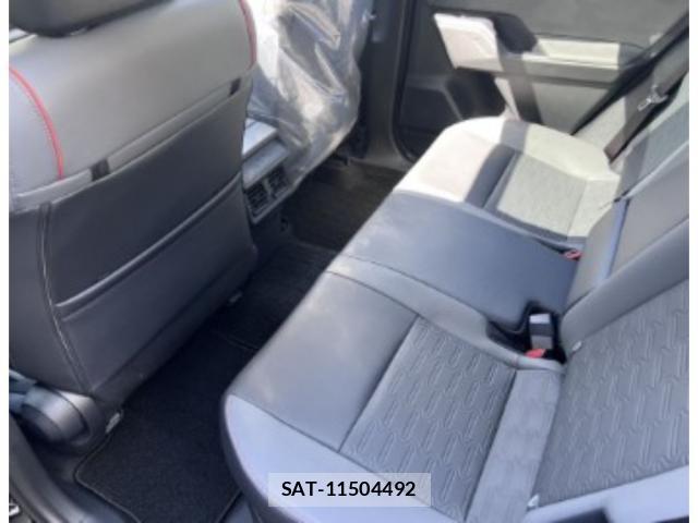 Toyota RAV4 2026-07 8649002-6