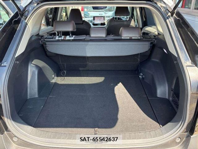 Toyota RAV4 2021-08 8649082-4