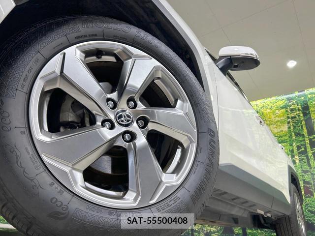 Toyota RAV4 2020-11 8649177-12