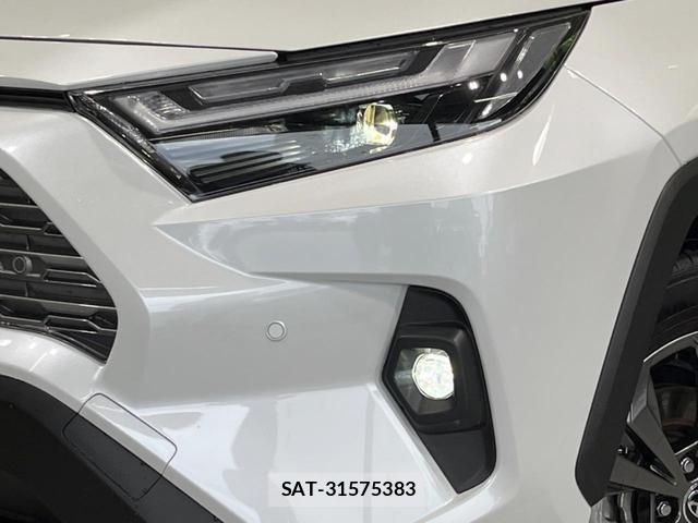 Toyota RAV4 2023-12 8649210-11