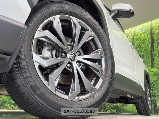Toyota RAV4 2023-12 8649210-12