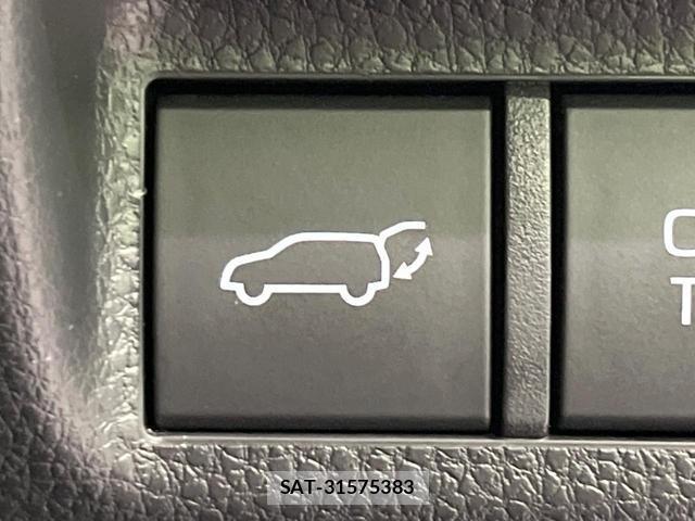 Toyota RAV4 2023-12 8649210-6