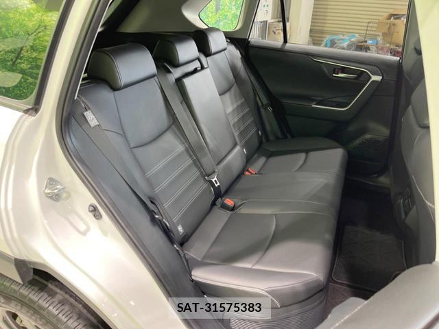 Toyota RAV4 2023-12 8649210-8