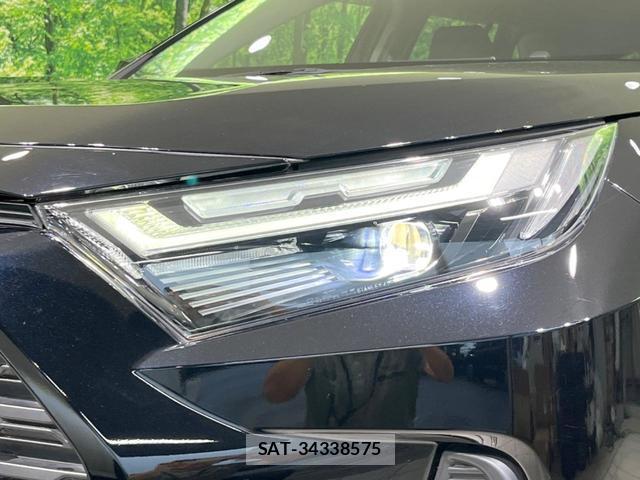 Toyota RAV4 2022-09 8649217-11