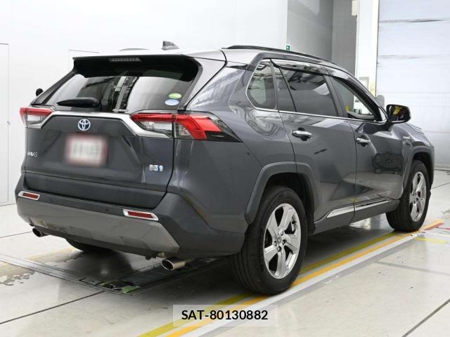 Toyota RAV4 2019-08 8649280-1
