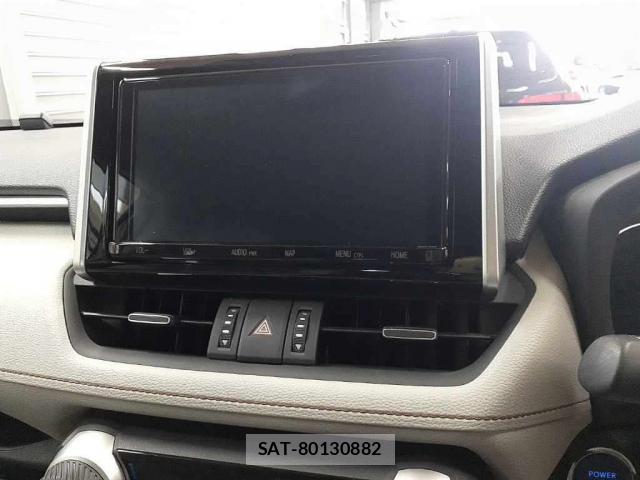 Toyota RAV4 2019-08 8649280-4