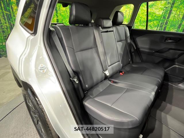 Toyota RAV4 2026-03 8649350-8