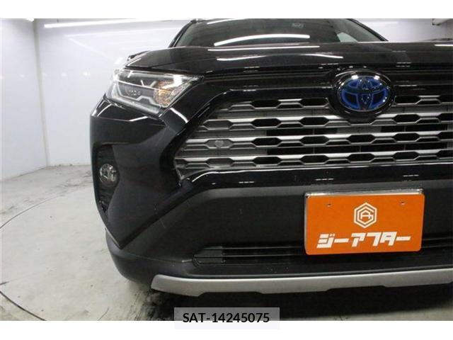 Toyota RAV4 2019-05 8649567-10