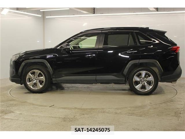 Toyota RAV4 2019-05 8649567-7