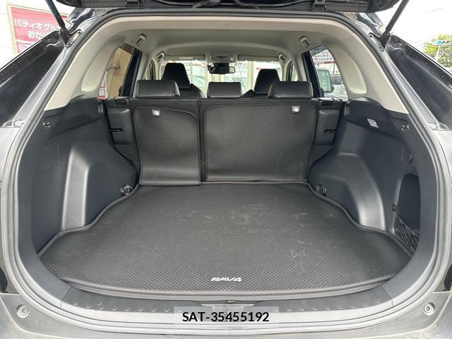 Toyota RAV4 2020-11 8649791-13