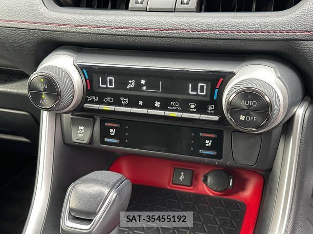 Toyota RAV4 2020-11 8649791-4
