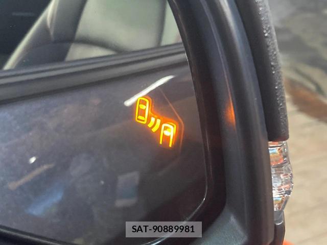 Toyota RAV4 2025-07 8649856-6