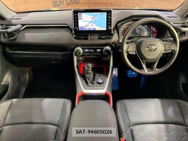 Toyota RAV4 2021-09 8649860-1