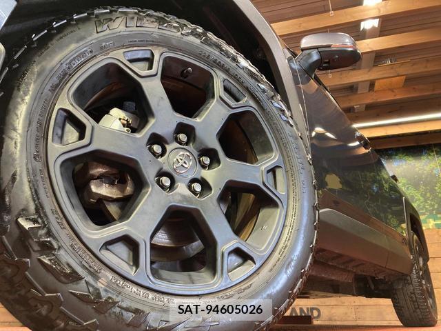 Toyota RAV4 2021-09 8649860-12