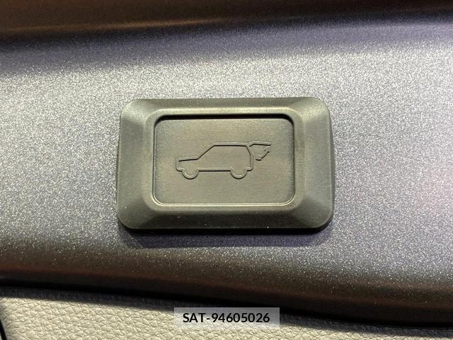 Toyota RAV4 2021-09 8649860-6