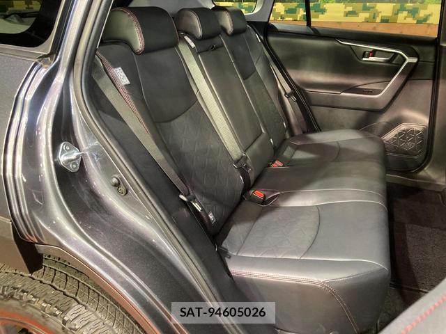 Toyota RAV4 2021-09 8649860-8
