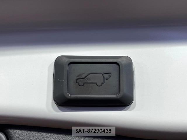 Toyota RAV4 2023-04 8649870-6