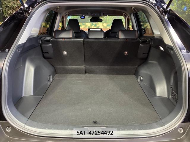 Toyota RAV4 2024-04 8649875-10