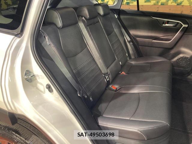 Toyota RAV4 2024-02 8649876-9