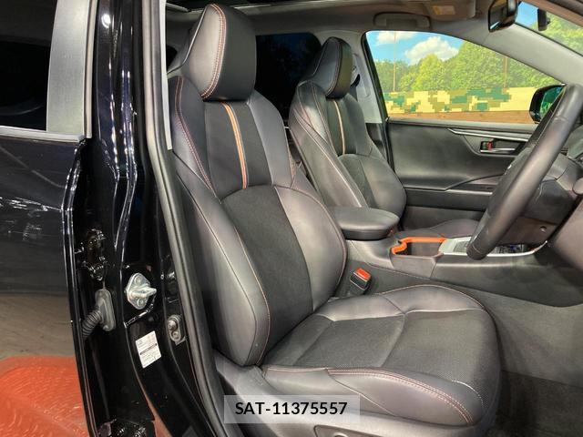 Toyota RAV4 2023-08 8649881-7